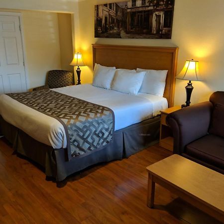 Wittle Motel Σανιβέιλ Εξωτερικό φωτογραφία